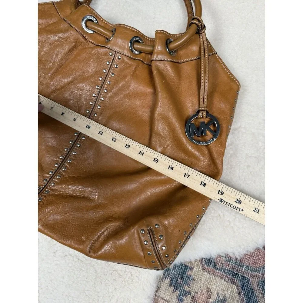 Michael Kors Brown Leather Purse Astor Studded Tote Hobo Western Cowgirl Bag‎